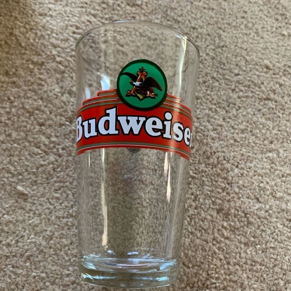 Budweiser One Pint Beer Glass